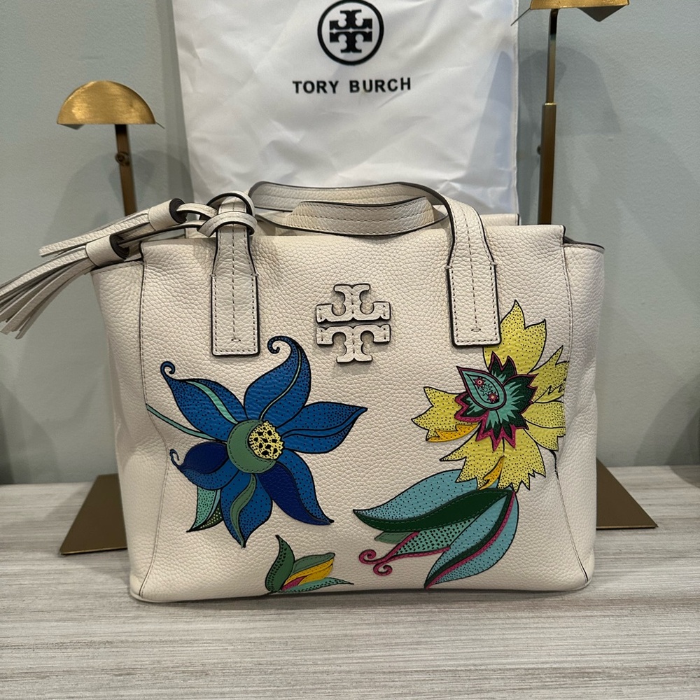 Tory Burch Leather Thea Appliqué Tote NWOT